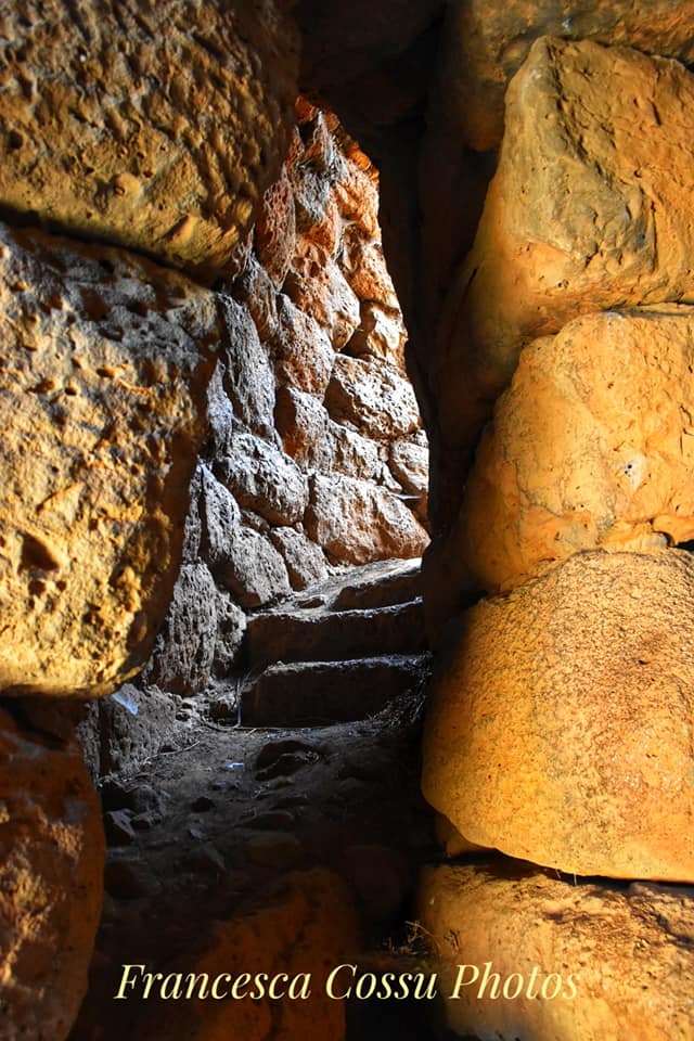 Nuraghe Zuras Mediateca di