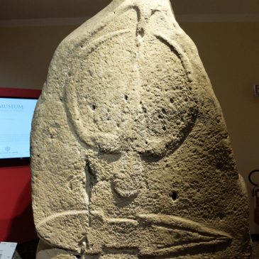 Il “bipenne” DEI MENHIR SARDI