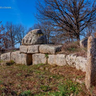 Nuraghe Funtana Bona a Orgosolo e Tomba di Giganti di Bidistili o Durane – FONNI